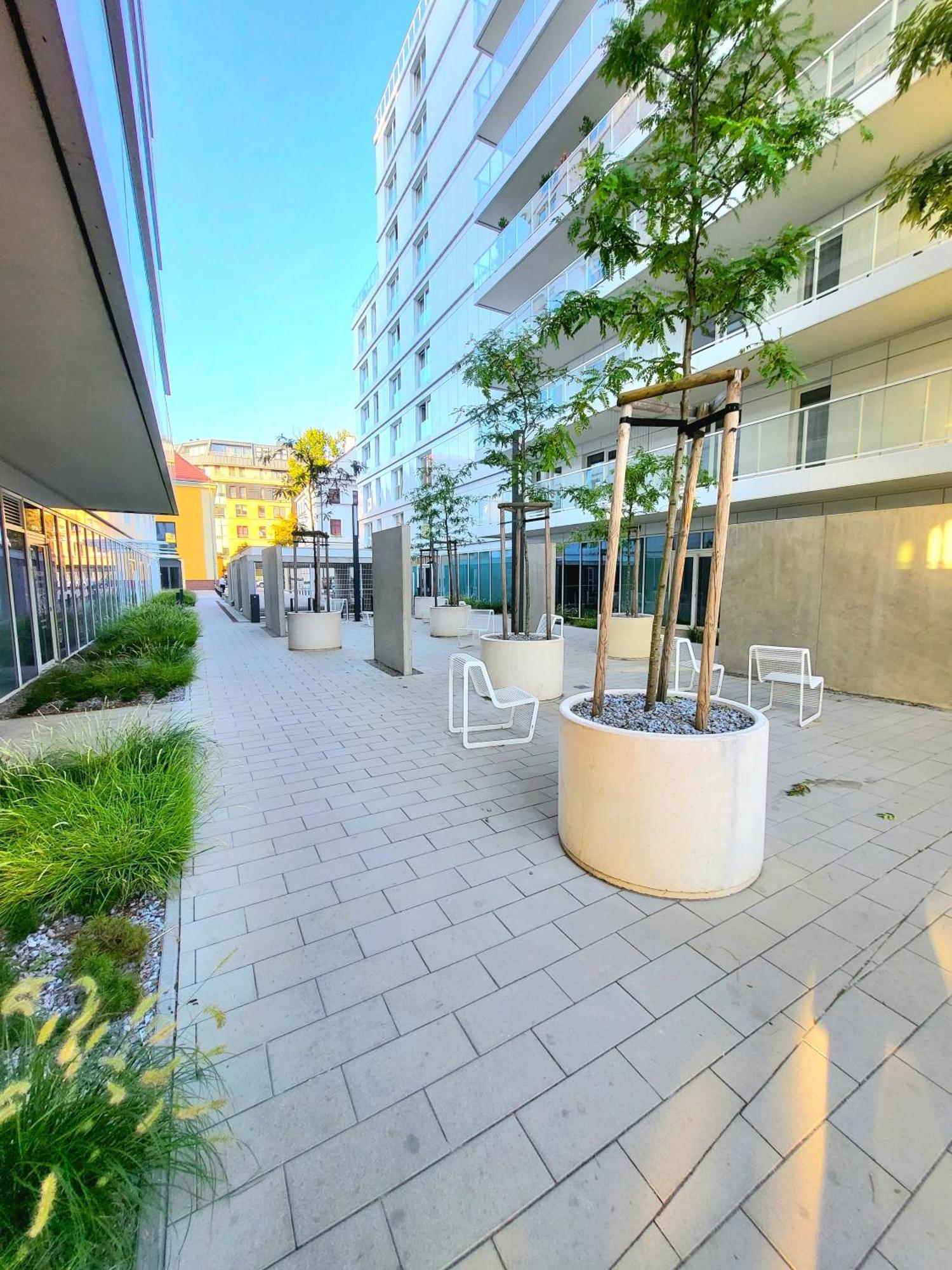 Luksusowy Apartament Ksiecia Witolda Apartment Wroclaw Exterior photo